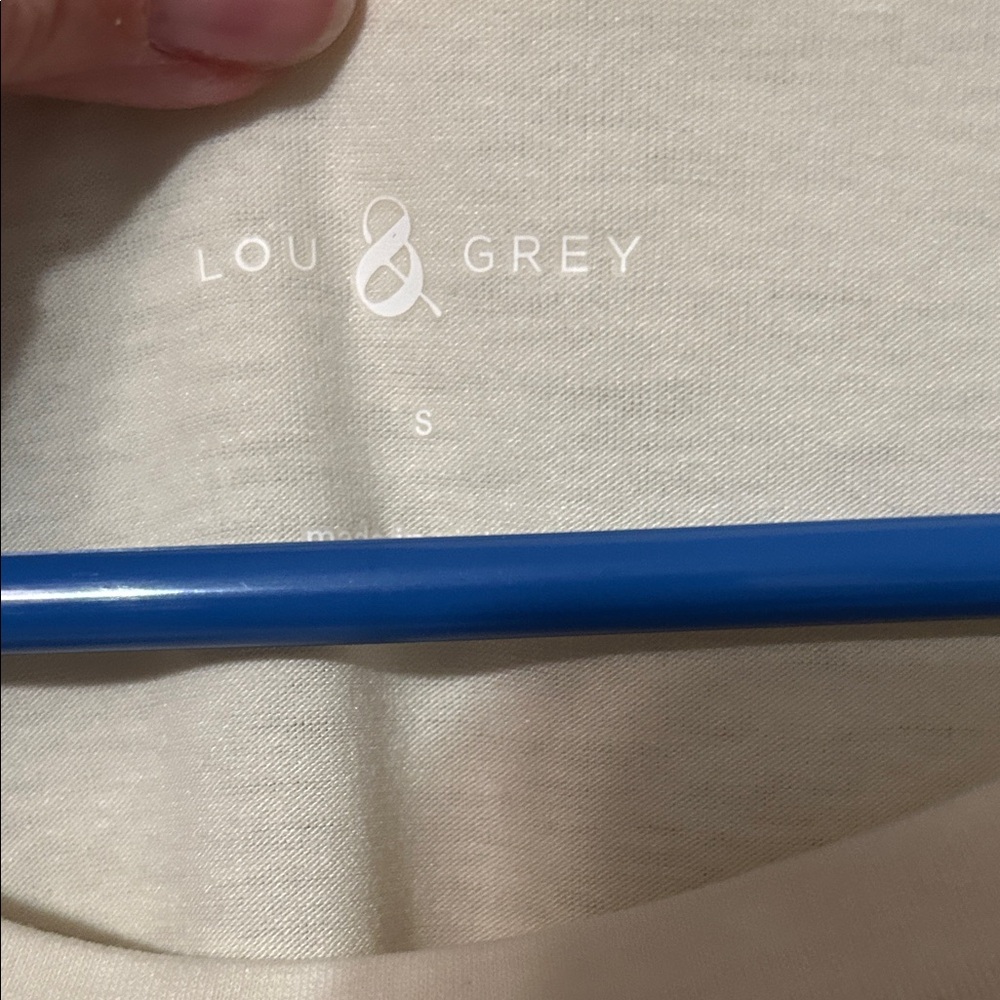Lou & Grey Cream Tee with Black stitching. Small. EUC. - Picture 3 of 6